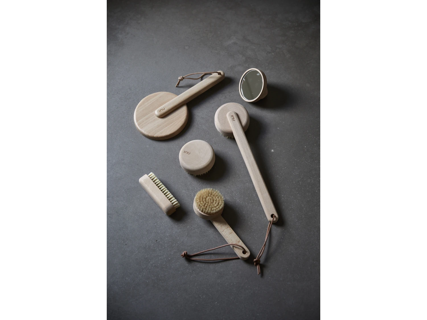 Zone Denmark Inu Make-up Spiegel – Bild 3